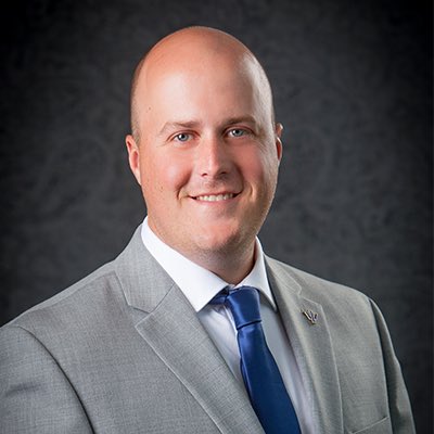 IWTigers's tweet photo. How it Started ----> How's it going with Derek Zander! Zander was a pitcher for the Tigers before becoming a coach of the baseball team and then becoming VP for Advancement and Athletics! #WeAreIW https://t.co/cluFfHiXuQ