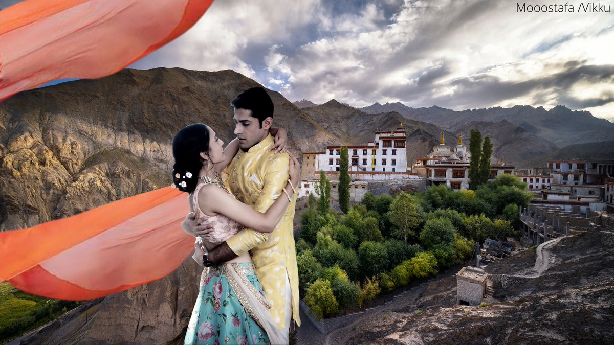 13.Suman said yes for marriage and after few days they married Suman dreamed to do a wedding photoshoot in Ladakh so they did the photoshoot and came back to Bhopal.And they lived happily ever after. #hamaresu1
