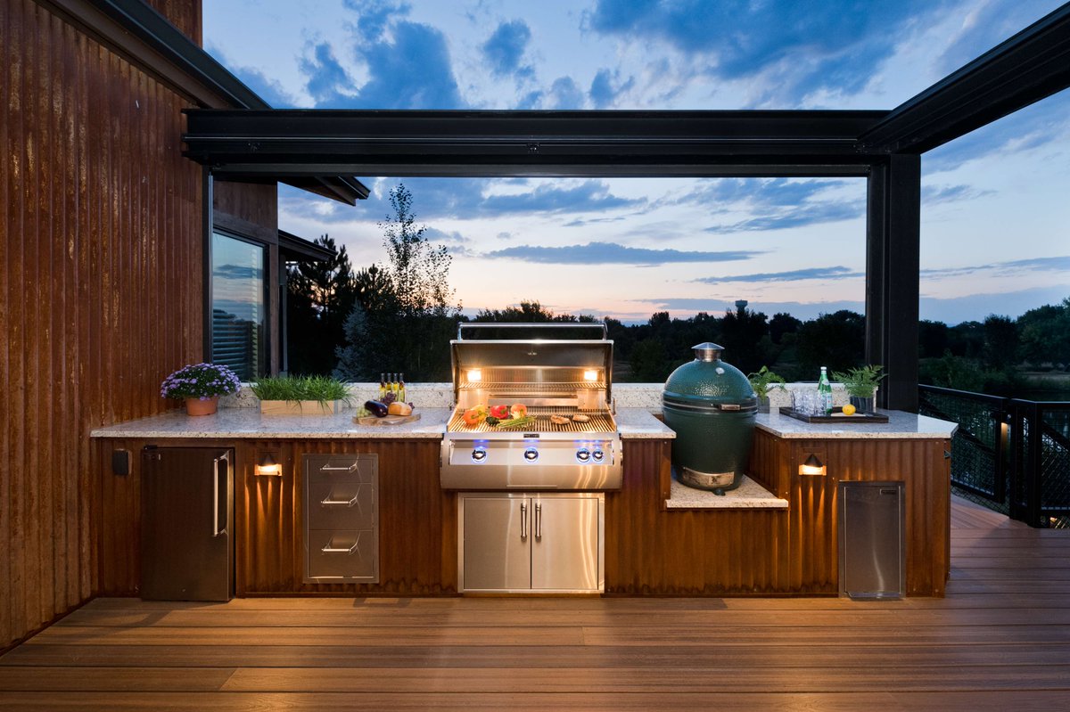 New year, new home improvement goals!  Outdoor entertaining spaces are among the top design trends for 2021. Let Fire Magic  bring you the ultimate outdoor cooking experience.
#investinthebest #outdoorkitchen #elevateyourgrilling #grilllikeapro  #madeinamerica #landscapedesign
