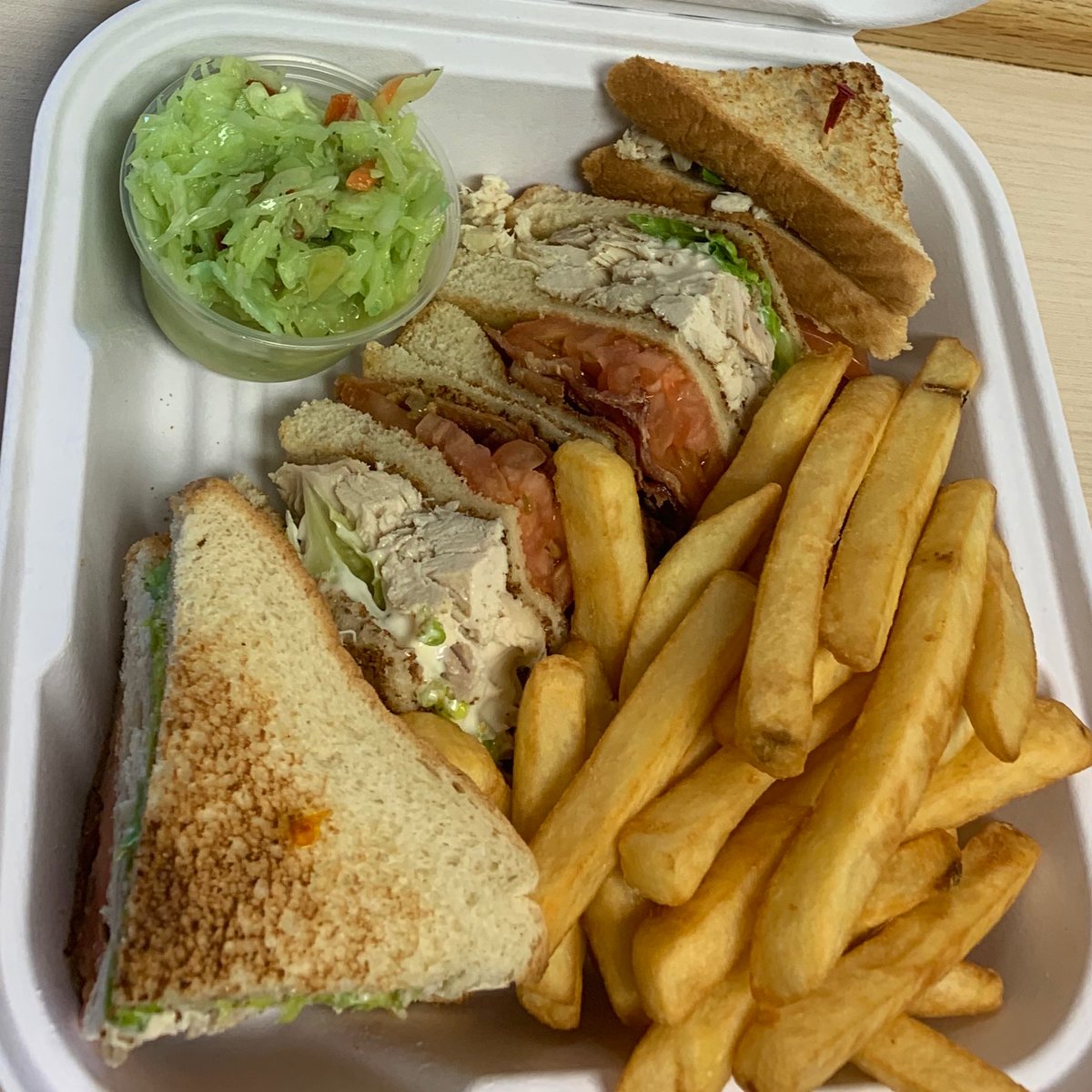 Ralph and Sons Diner tweet media