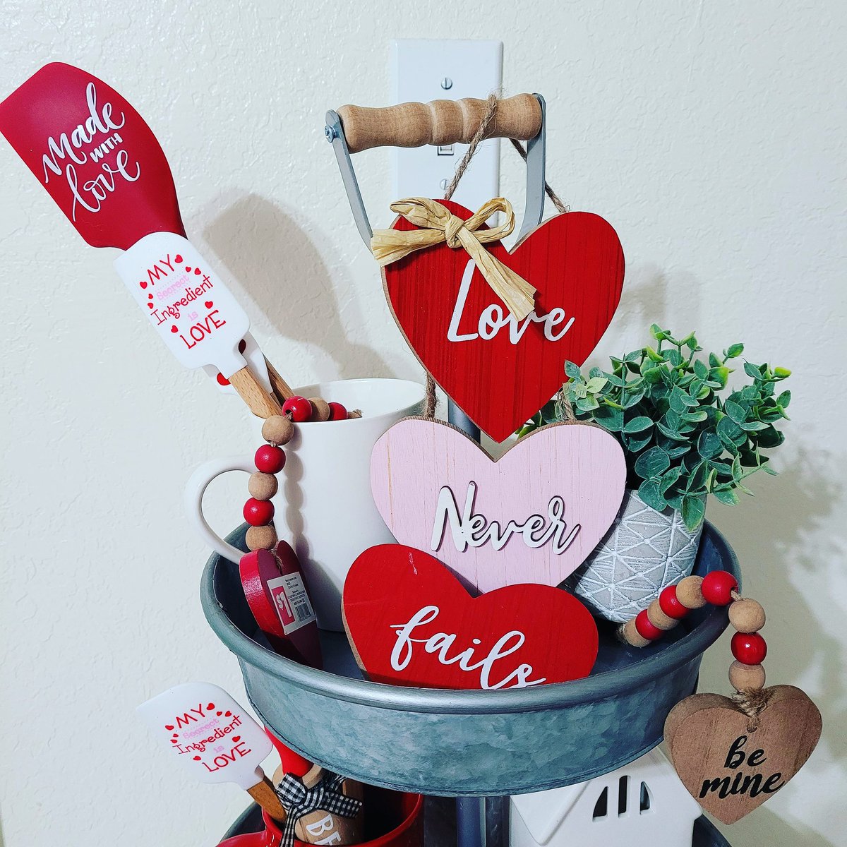 TGIF! Some VDay decor is unfolding here at our home!!! 
.
.
#youtube #2021 #ValentinesDay