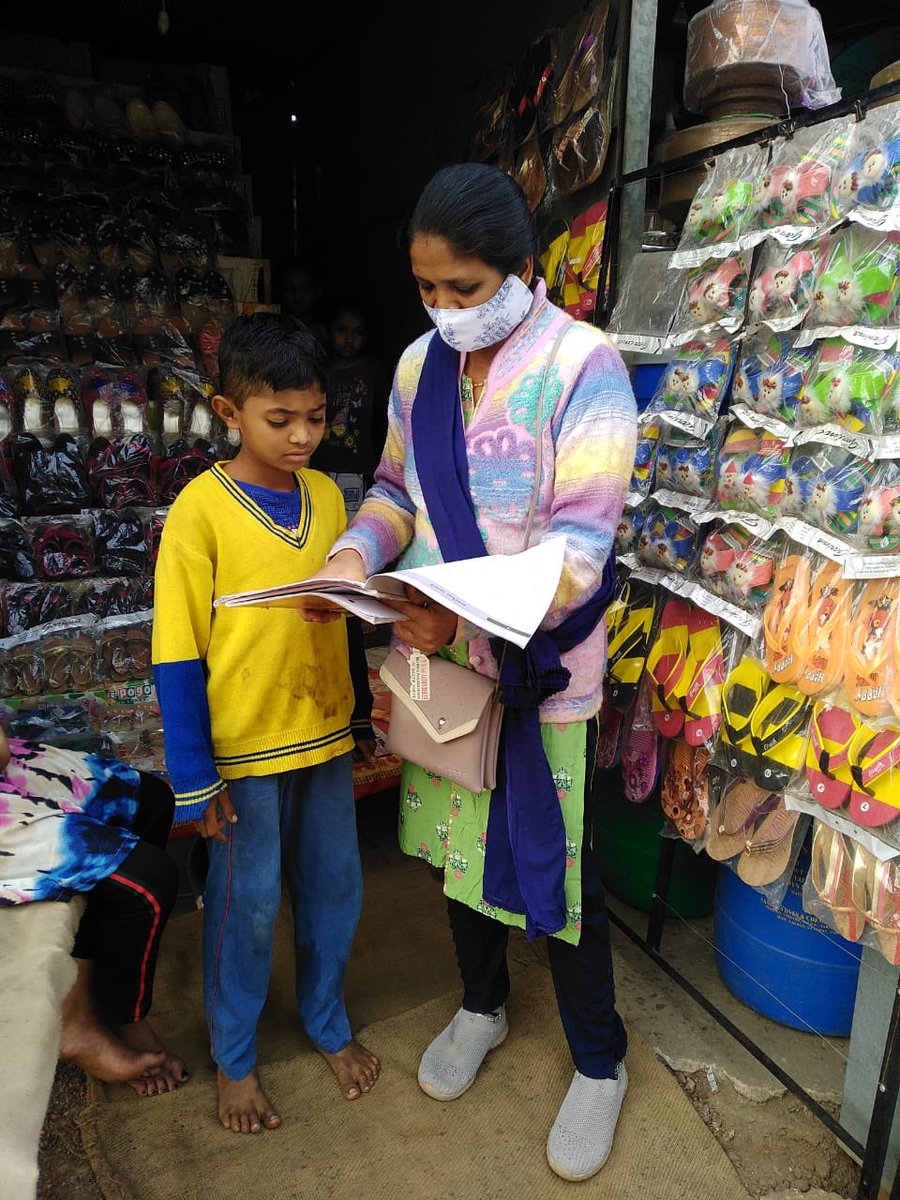 SRFFoundation's tweet photo. Though the pandemic has brought classroom education to a halt. Our dedicated teachers from #Netrang (#Gujarat) are visiting homes of students to guide them better.
#BeResponsible
#WeAlwaysFindABetterWay
@srflimited https://t.co/hbjiABQwIb