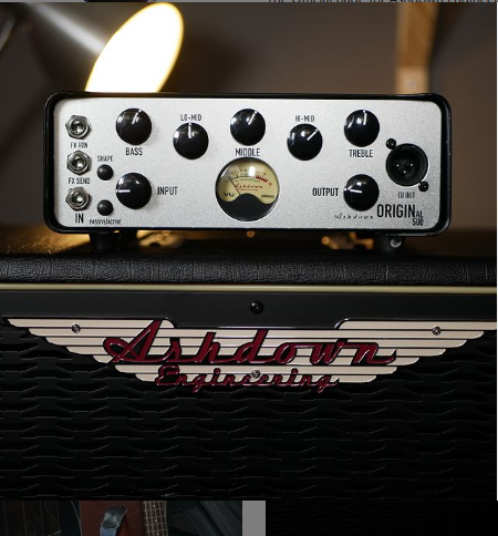 irukka_musicals's tweet photo. Our OriginAL 500w bass head! 500 watts of tone, simple 5 band eq, and so lightweight you can pop it in a gigbag!
So step up your sound game by getting this.
#ashdown #spotthevu #ashdownamps #amplifier #bassamp #limitededition #ashdownamps #ashdownengineering #bassguitar #1BTC https://t.co/Xw5BYn4TNK