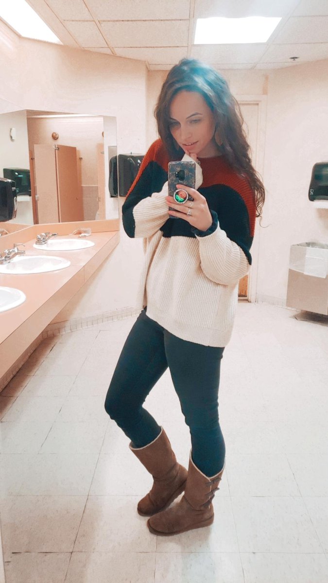 LivMaddix's tweet image. Another day
Another sweater

#needmoar