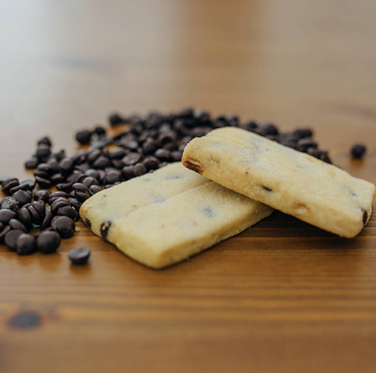 sheffs2020's tweet photo. Our Milk Chocolate Shortbread is created using only the finest ingredients. Buttery and crumbly, mixed with rich Belgian Chocolate chips Loving handmade in Wales
Shop now at https://t.co/6Sv7JcFaAw
#sheffs #handmadeinwales
#shortbread #shortbreadcookies https://t.co/h6cqRUFWAa