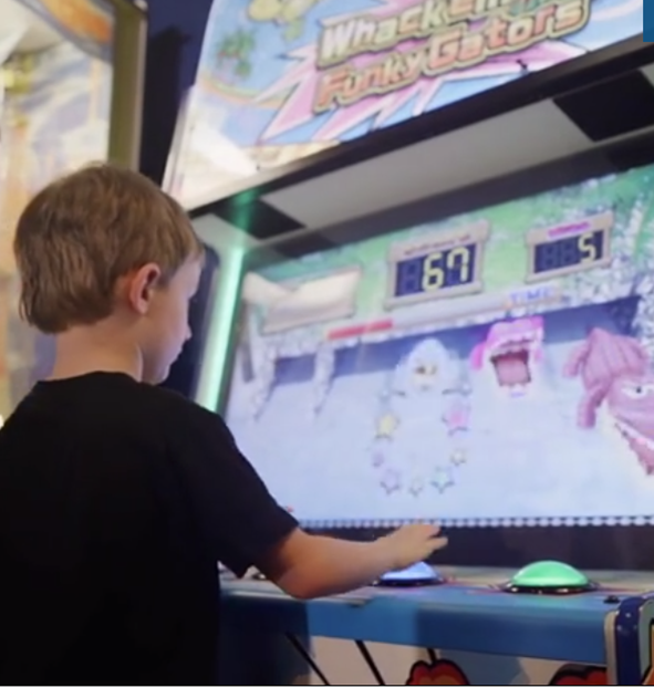 GrandHarborDBQ's tweet photo. Let your inner #gamer run wild in our #Arcade! Open daily from 9am-10pm. #Dubuque #Iowa https://t.co/4rnZ06pWVT