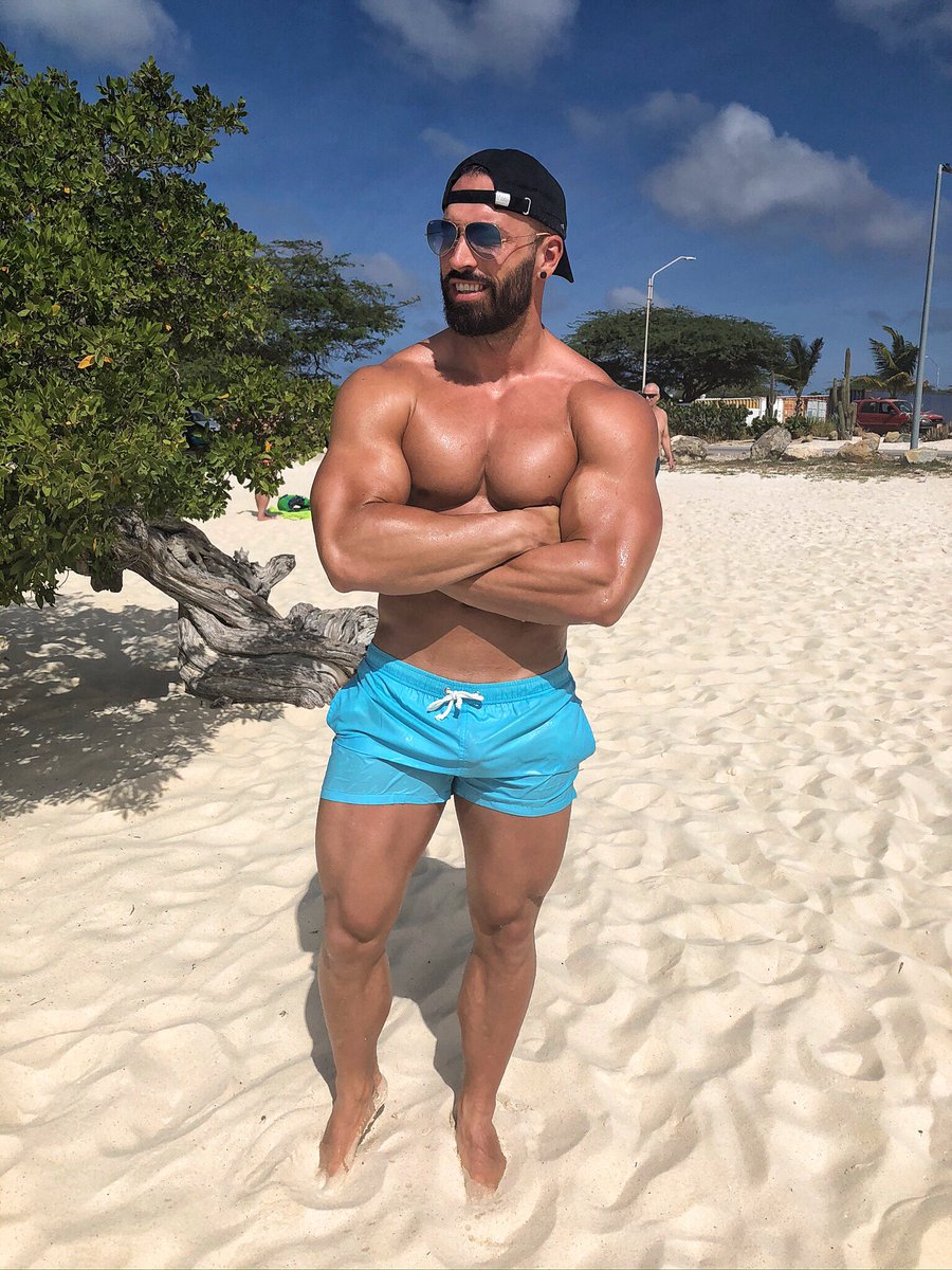 igorrados's tweet photo. ☀️ 🇦🇼

#arubabeach #eaglebeach #palmbeacharuba #caribbeancruise https://t.co/PJ4EzS846t