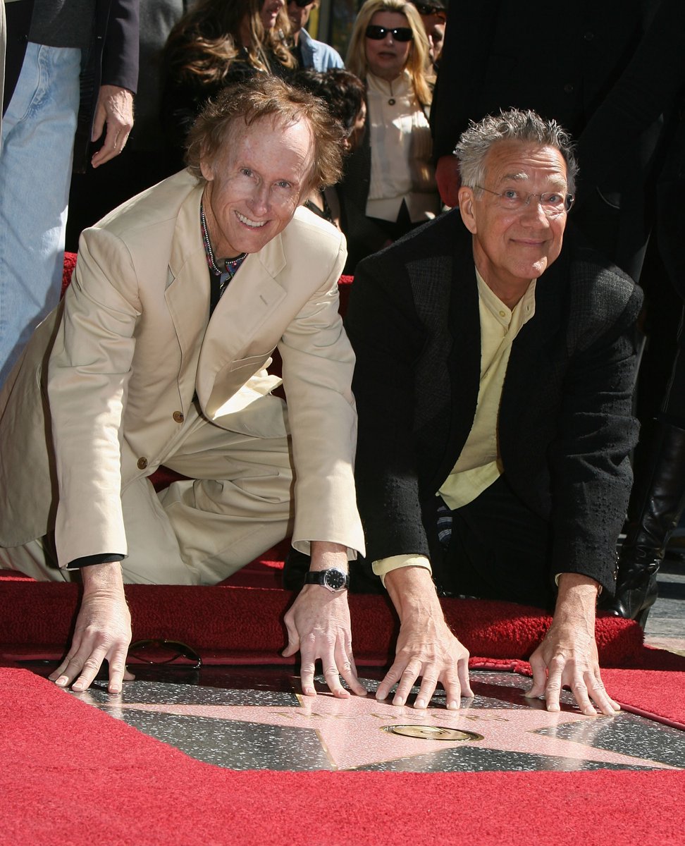 Happy Birthday, Robby Krieger! #RobbyKrieger #TheDoors #Legend #OnThisDay #OTD #BOTD #gibson #gibsoncustom #gibsoncustomshop #onlyagibsonisgoodenough