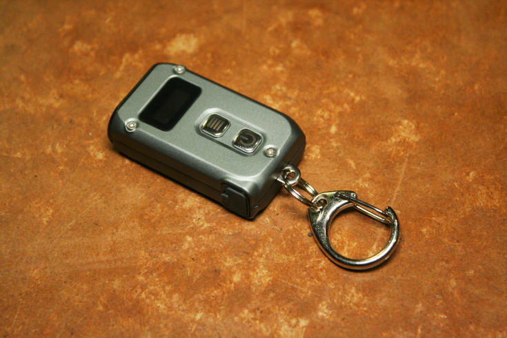 Daisy77051's tweet image. Tiny but mighty, best words to describe this mini keychain light with OLED display!
------
More info: bit.ly/TINI2info
#tiniss #keychainflashlight #nitecoreflashlight #everydaycarry #edc #camping #hiking