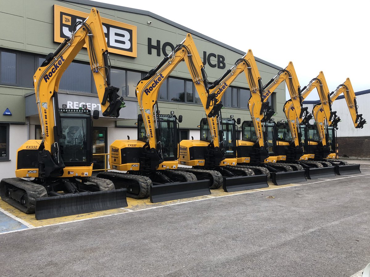 🚀🚀🚀🚀🚀🚀

Congratulations to Rocket Rentals on their 6 brand new JCB 86C-2 midi excavators.

JCB’S 86C-2 boasts the new stage V engine and is a highly productive midi digger.

Thank you <a href="/SimonTomblin/">Rocket Rentals Ltd</a> for your continued business 👍
#HoltJCB #JCB #RocketRentals #JCBFamily