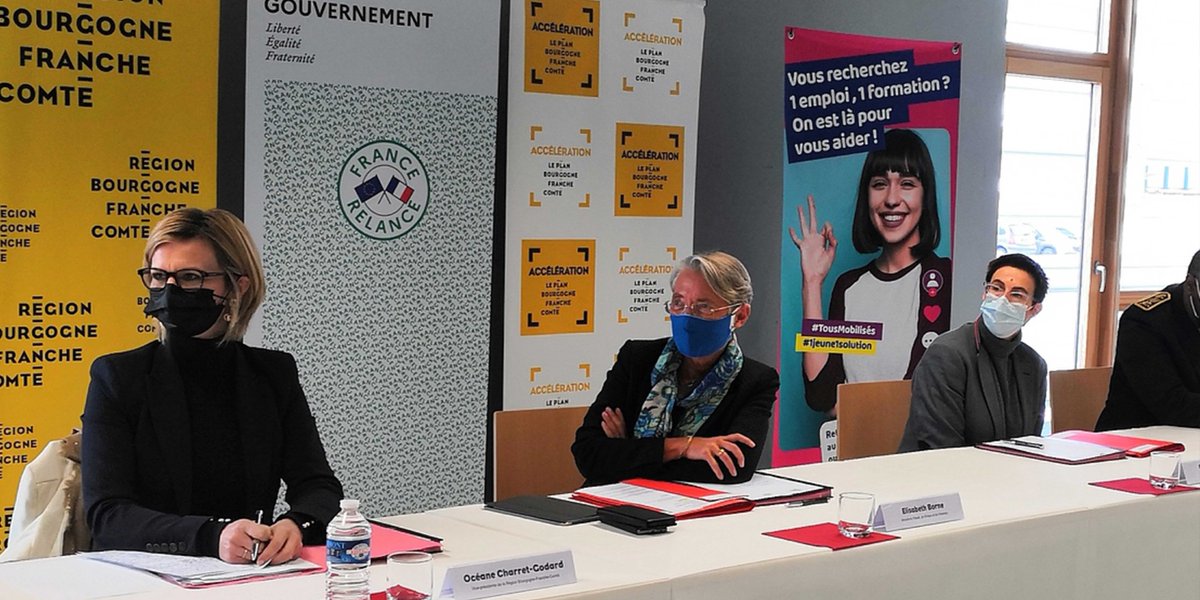 Signature avenant du <a href="/PRIC_bfc/">Pacte régional investissement dans les compétences</a> entre <a href="/bfc_region/">Région Bourgogne-Franche-Comté</a> et la Ministre du Travail, <a href="/Elisabeth_Borne/">Élisabeth BORNE</a>, à l'occasion d'une visite de SIS à Valdahon où l'action de @pole_emploi a été largement soulignée.
<a href="/Travail_Gouv/">Ministère du Travail</a> #TousMobilisés