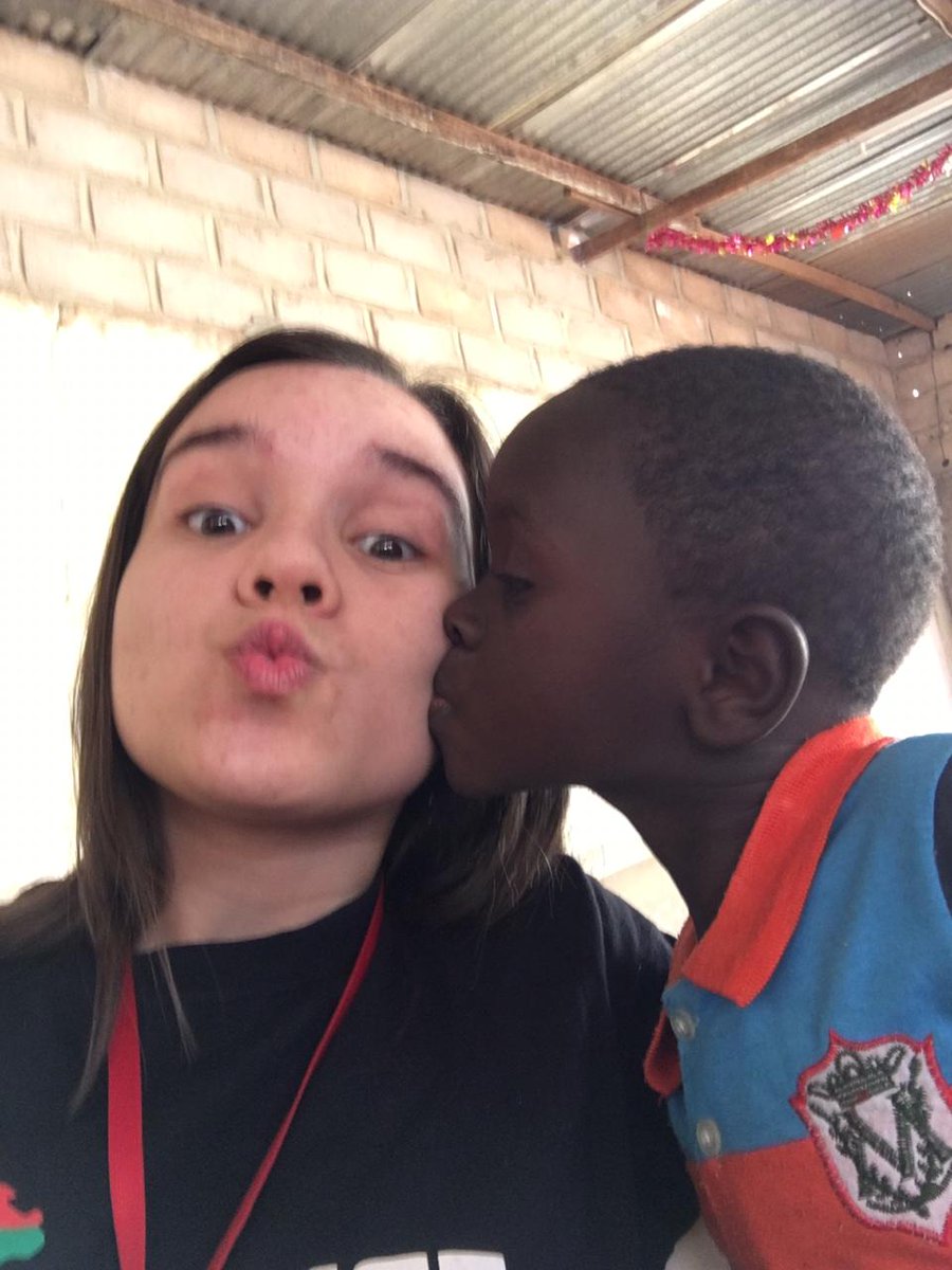 moisespalestras's tweet photo. Levar amor e carinho ao mundo, é melhor que só falar que o mundo está perdido. https://t.co/L4mHoOCW6y