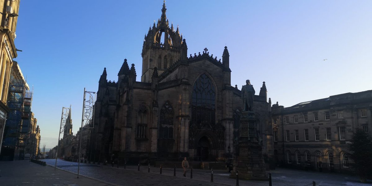 RSLtdLaw's tweet photo. Beautiful morning in the capital #edinburgh still working. #law #travel #courtofsession #scotland #court #lawyer #rutherfordsheridan https://t.co/1HG4bW00JN