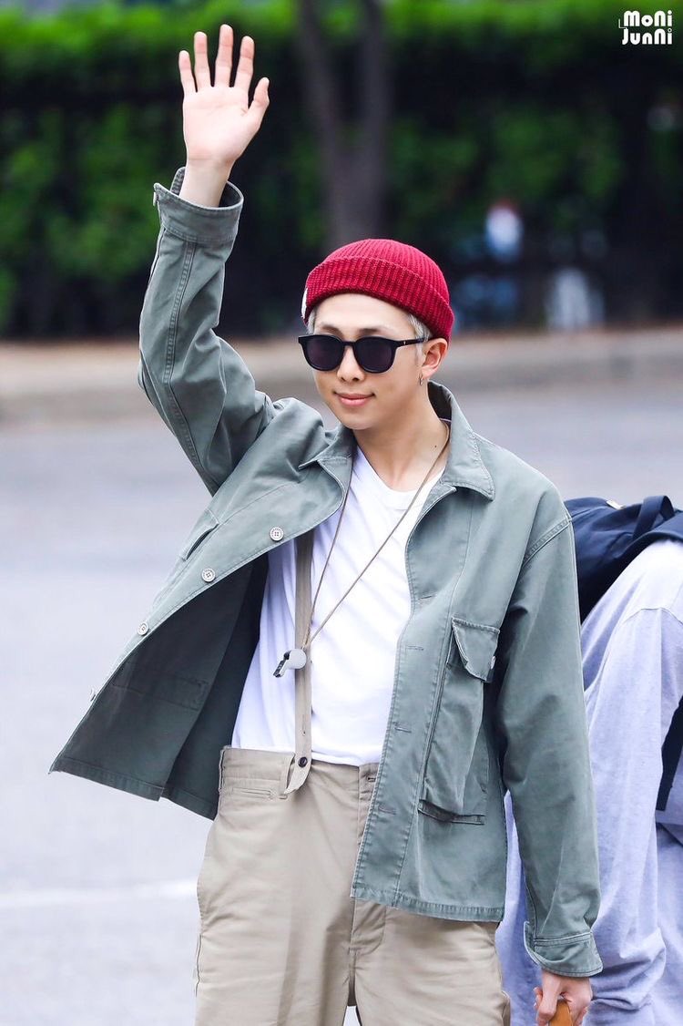 Namjoon’s airport fashion — a thread