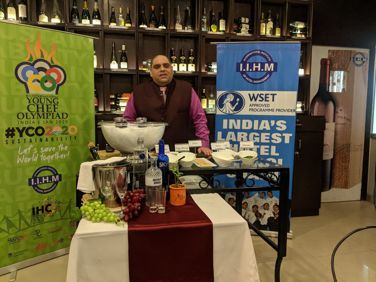 delhi_iihm's tweet photo. Caviar session for PAN India IIHM students.  #LearningNeverStipsatIIHM #IIHMVirtualSession #IIHMDelhi #IIHMhotelschools #best3years @delhi_iihm @IIHMHOTELSCHOOL @AADirIIHMDELHI @subornobose @Caviar https://t.co/9NFvCT2dCK