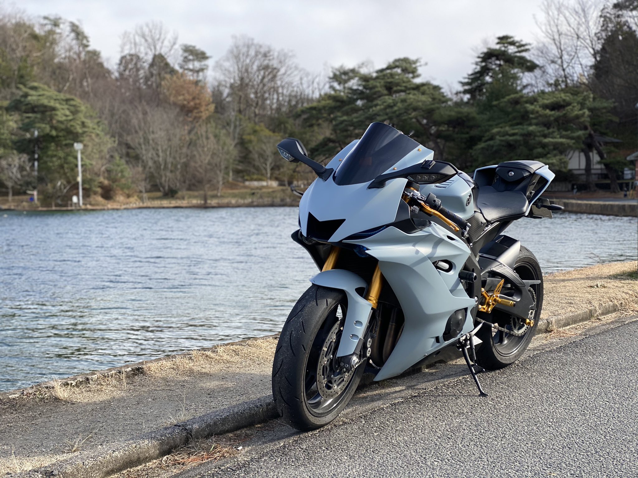 値段交渉可】YAMAHA TW 純正タンク 世田谷ベースカラー 塗装 まわさ