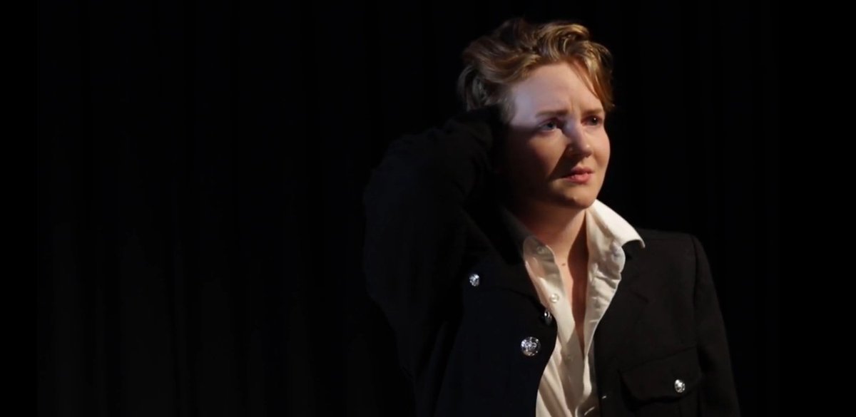 New pfp, courtesy of Anton chekhov and the seagull