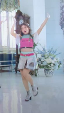 JennisFCTH's tweet photo. ชุดเซ็ม #WarotaPeopleTH 

#WarotaTogether

✨🪐🐦🍃🌸👑
#Lyra 💫
#JennisBNK48
#JennisLYRA
#BNK48 https://t.co/NMP5kbnTr6