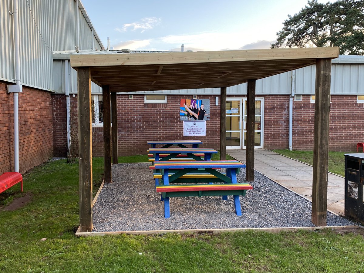 We may not have any students in at the moment but Estates still keeping busy. Carrying out deep cleaning and essential maintenance and Investing in plenty of outdoor seating and shelters for students to enjoy the fresh air on their return 🖤❤️<a href="/officialCHS/">CHS</a>