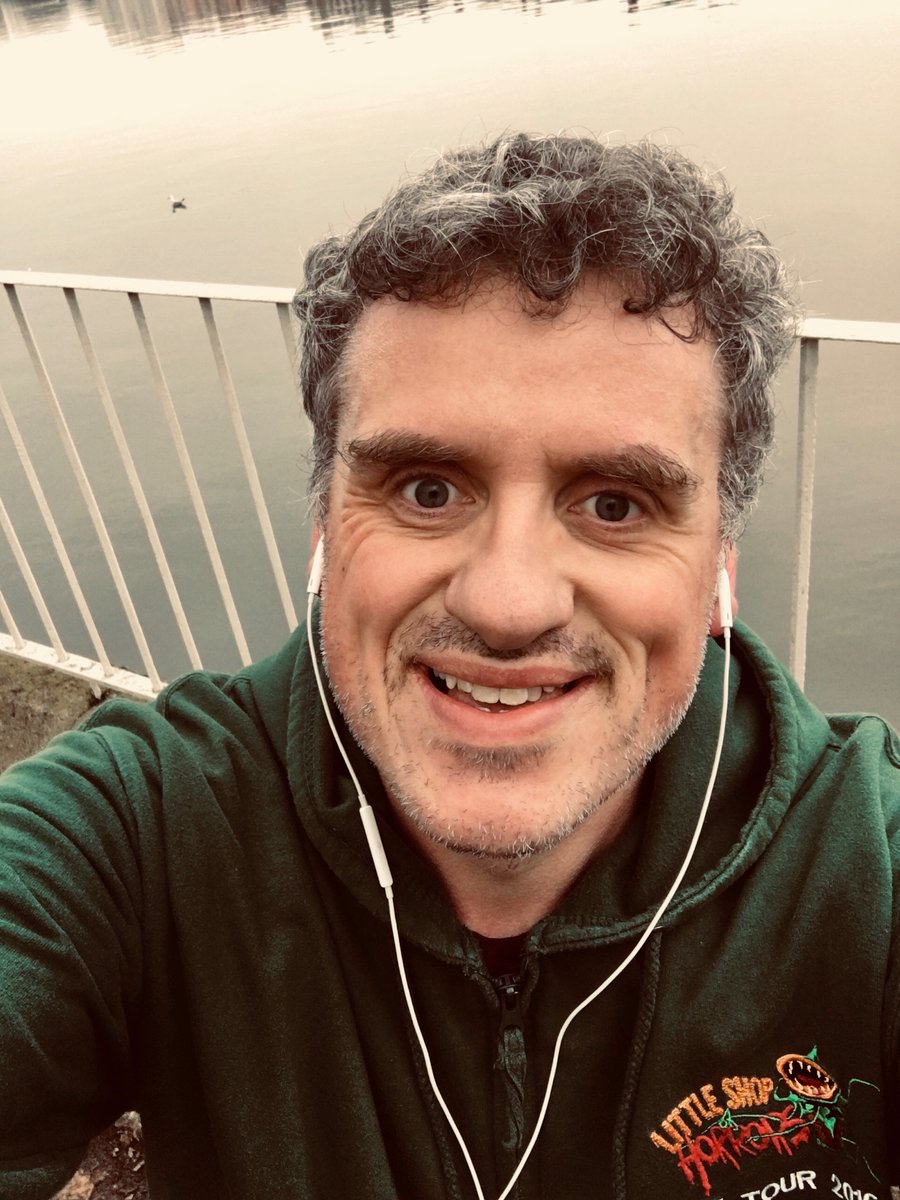 Damien Tracey tweet media