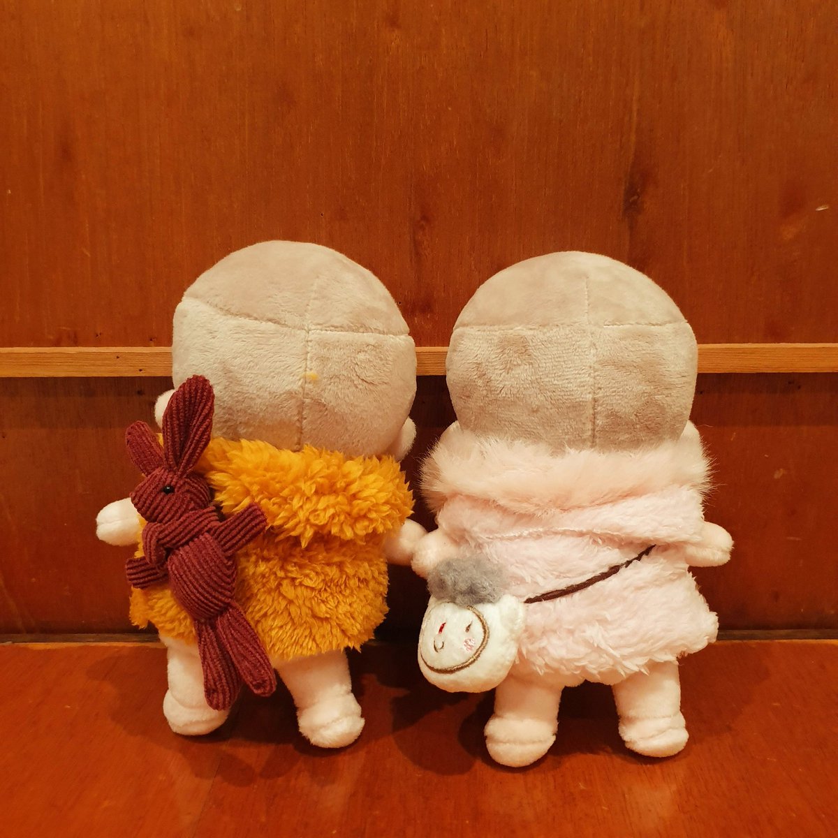 🌸츄츄 랜덤박스 판매🌸

🌱폼 : naver.me/5CzAt5k7
🌱기간 : 17일 일요일 자정까지
🌱내용 : 예전제품들과 비매품들이 2만원미만의 물품이 랜덤하게 들어갈예정입니다.
🌱가격 : 7000￦

#RT 해주시는 두분께 랜덤박스를 보내드립니다๑◕ㅁ◕๑