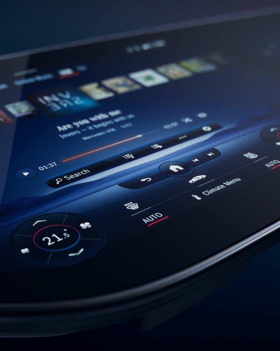 MercedesBenz's tweet image. The innovative MBUX Hyperscreen offers completely new ways of control, interaction and entertainment. Its “zero-layer principle” automatically brings all apps and functions into a fluid, proactive user interface – powered by an AI.
#MercedesBenz #MBUX #hyperscreen