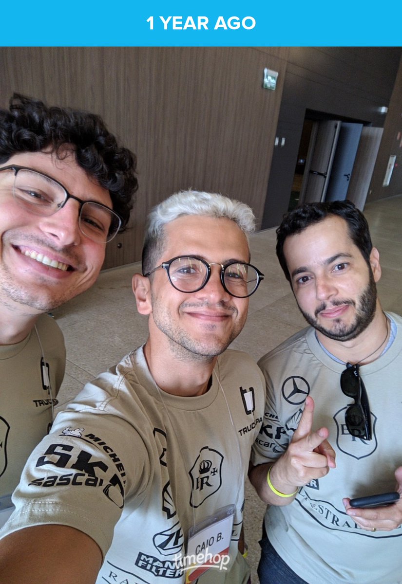 Há 1 ano no kick off de 2020 do <a href="/truckpad/">TruckPad</a>. w/ <a href="/Rafa_Masuchelli/">Rafael Masuchelli</a> e <a href="/leandrommorais/">Leandro M Morais</a> meus maiores mentores profissionais dos últimos anos.
