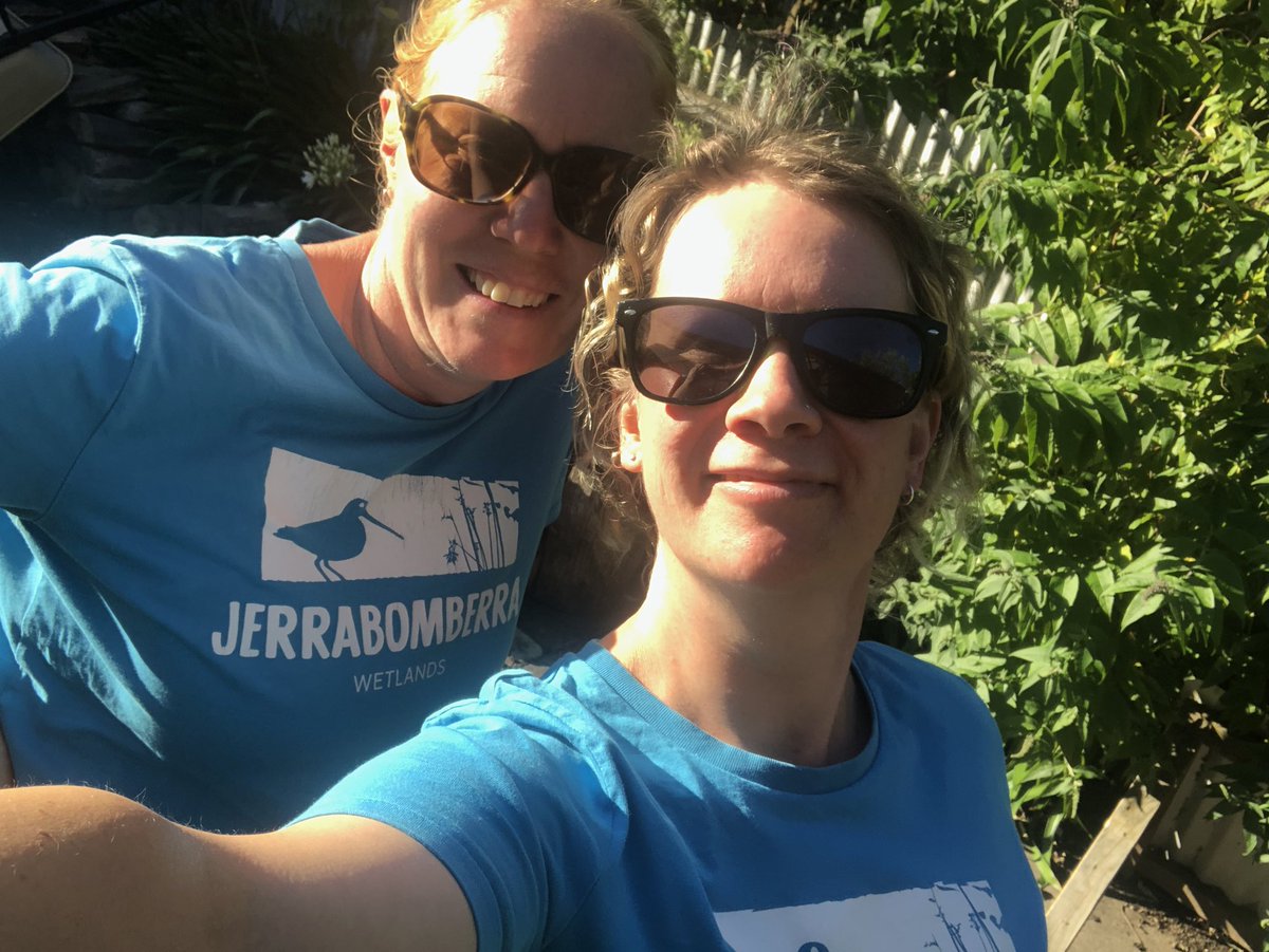 inkasisko's tweet photo. friday matching fashion for the cause @JerraWetlands #ozwaterbirds #lathamssnipe #notoextinction @geethansen ping @HMMcGinness @AusWaterbirds @Matt_HerringOz https://t.co/ZxpUzsvalA