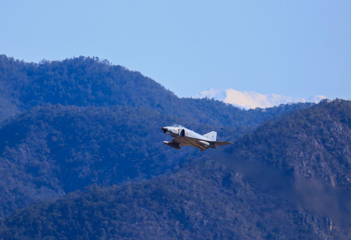 aopachi_rzhp's tweet photo. いいか、百里のファントムは退役したが岐阜はまだだぞ
でも、もし県外から来るならちゃんとマナー守って撮るんだぞ👍 https://t.co/HojyJv2IRS