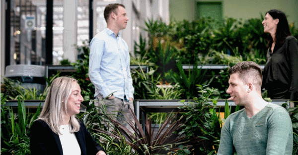 In het interview voor de editie ‘Wij zijn de tuinbouw’ van KAS Magazine vertelt TJW-voorzitter Arthur van der Meijs meer over het netwerken met jongeren binnen de sector en de samenwerking met Rabobank.

Heb jij het interview al gelezen? bit.ly/38nK6d8