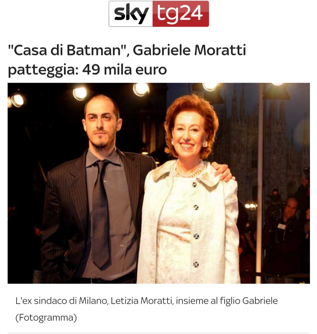 maxcollini67's tweet photo. Letizia Moratti prende il posto di Gallera in regione Lombardia e promette che la Bat-caverna abusiva del figlio sarà a disposizione per le prime vaccinazioni...
#LetiziaMoratti 
#Gallera 
#batcaverna 
#RegioneLombardia 
#avolteritornano https://t.co/1ORCVWZxe9