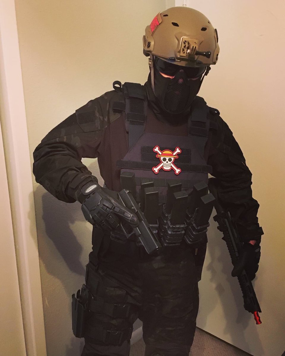 murderaxe's tweet photo. New #Airsoft gear. Almost done with my Black multicam setup. The helmet is still on its way. 🔥 #QRF #QRFMOD1 #MOD1 https://t.co/amdLcRjb17
