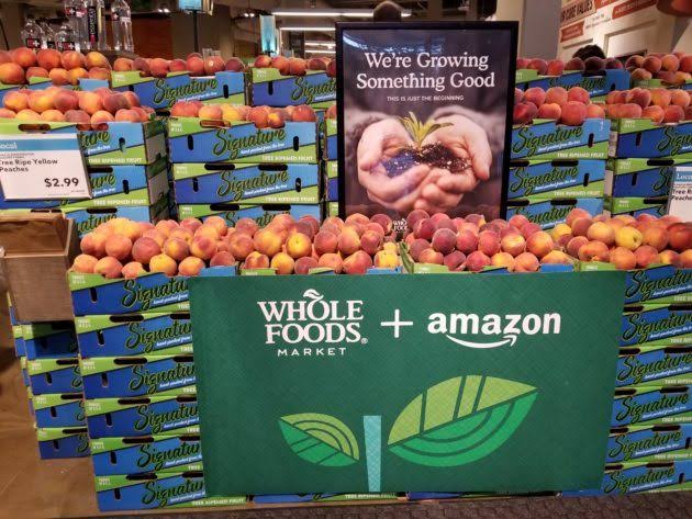 Contoh akuisisi yg populer adalah ketika Amazon membeli saham mayoritas Whole Food Inc.Berbeda dgn merger yg menjadi entitas baru, akuisisi tidak harus demikian. Amazon membolehkan Whole Foods menggunakan logo brandnya, namun segala keputusan operasional dikendalikan Amazon.