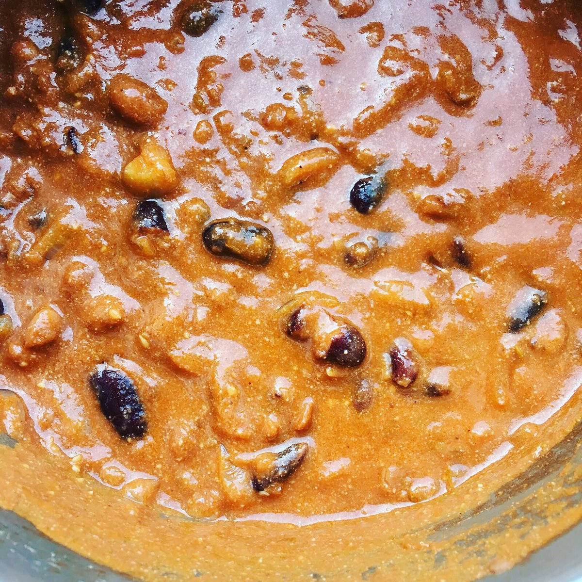 leesashomemade's tweet photo. Rajmah, Kidney Bean Curry made with soya cream rather than cashews last night https://t.co/Ziabsgl5yX #rajmah #kidneybeancurry #kidneybeans #storecupboardcooking #veganrecipes #vegetarianrecipes #plantbasedrecipes #meatfreerecipes #meatlessrecipes #yummy #tasty #nomnom #quick https://t.co/eVMKWbKo93