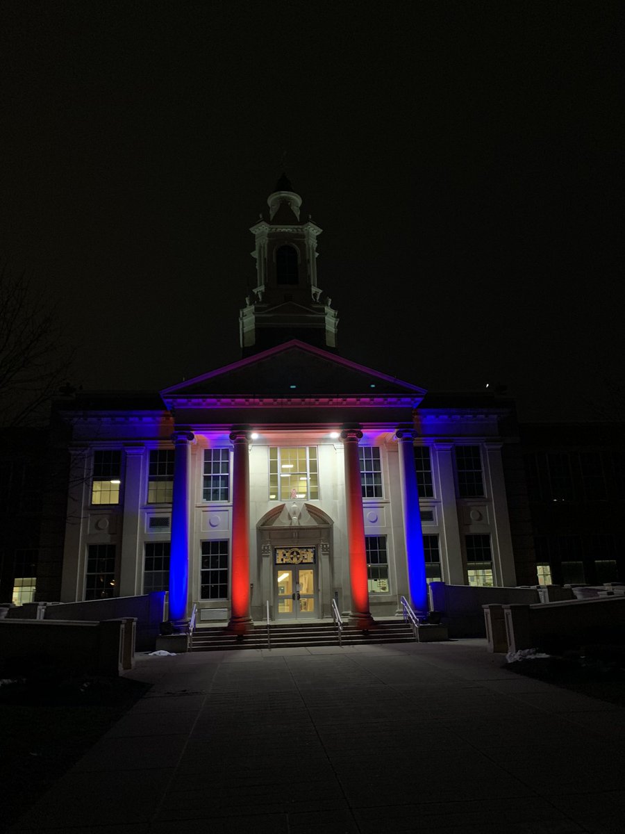 WillSouthHS's tweet photo. Nobody circles the wagons like the Buffalo Bills. #LetsGoBuffalo #GoBills https://t.co/kvpvIe8g5m