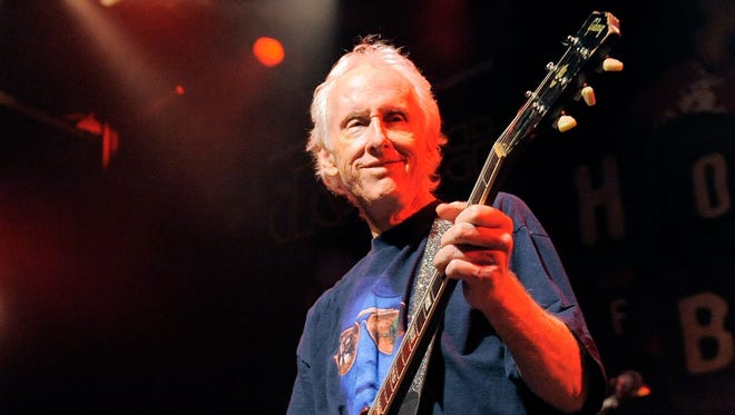 Happy birthday Robby Krieger
Born January 8, 1946 