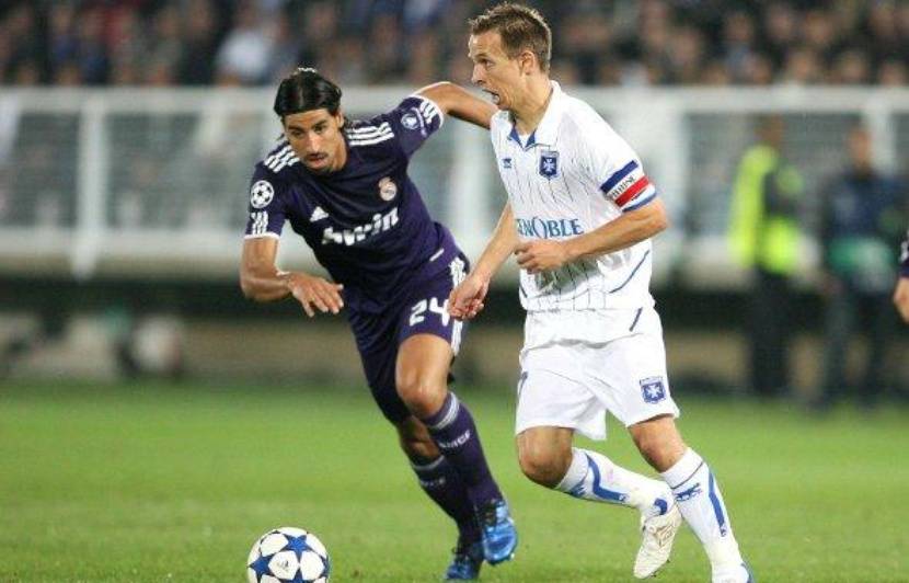 Les barrages d’accès à la Ligue des Champions resteront gravés dans la mémoire des supporters, avec une qualification face au Zénith-Saint-Petersbourg. Ils affronteront ensuite le Real Madrid de Cristiano Ronaldo, le Milan AC de Ronaldinho, et l’Ajax Amsterdam de Luis Suarez.
