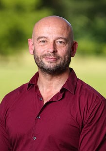AthleticsNI's tweet photo. 💻 @EuroAthletics webinar series - Prof. Andrew Jones speaks on Nike’s ‘Breaking 2’ project highlighting the extraordinary physiology of the World’s best endurance athletes
More details: https://t.co/VUxEr0Kn8P
#ANIPerformance #HighPerformance #EuropeanAthletics #WebinarSeries https://t.co/bj71RnvlUr
