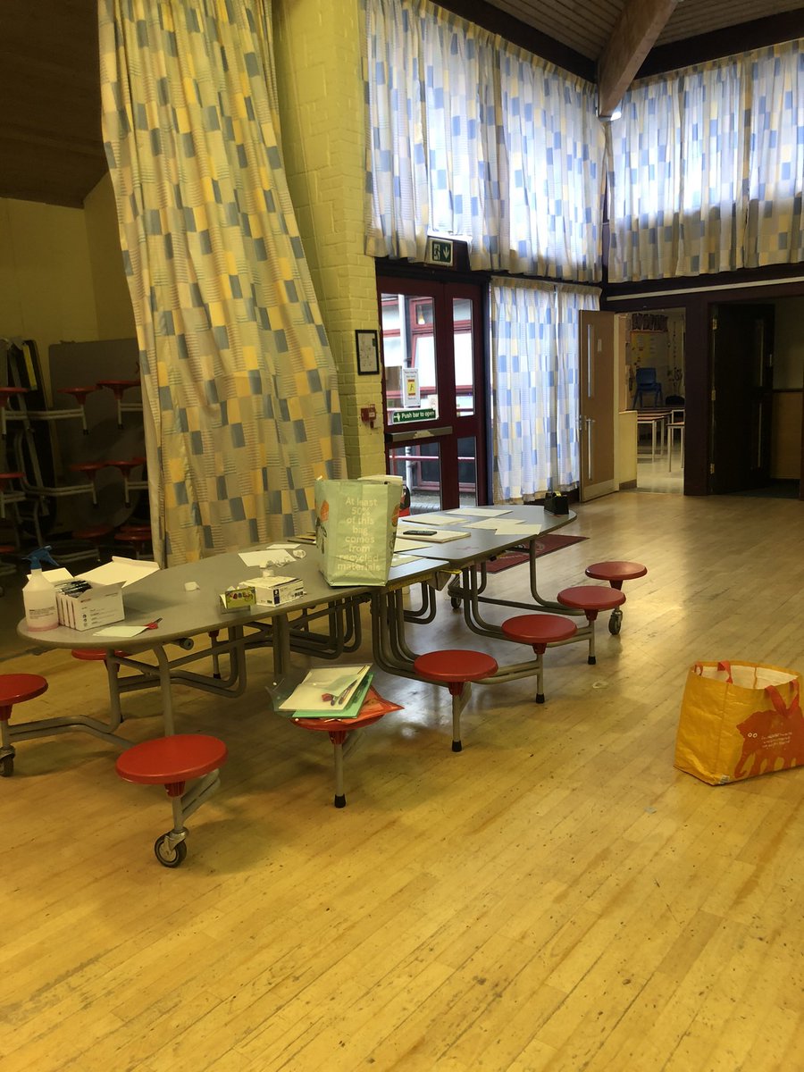 This is what Primary schools look like at the moment. 346 individualised home learning packs to be hand delivered so that children can work alongside live lessons. #schoolsarenotclosed <a href="/qpacademy/">qpacademy</a> <a href="/QPAcademyPE/">QueensParkAcademy PE</a> <a href="/hollirsmith/">Holli Smith</a> <a href="/chrisdysonHT/">Chris Dyson FCCT</a> <a href="/smithsmm/">Simon Smith</a> <a href="/Heart4Counties/">Heart Four Counties</a> @bedfordindy