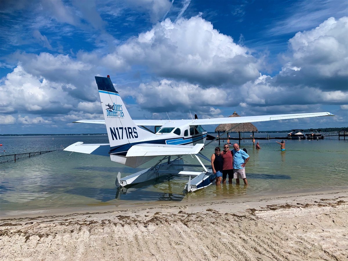 Start your New Year out right. Good friends, good food and an awesome seaplane ride to Eaton's Beach Sandbar &amp; Grill! We guarantee you this will reduce any stress you may be feeling! 
jonesairandsea.com/excursions