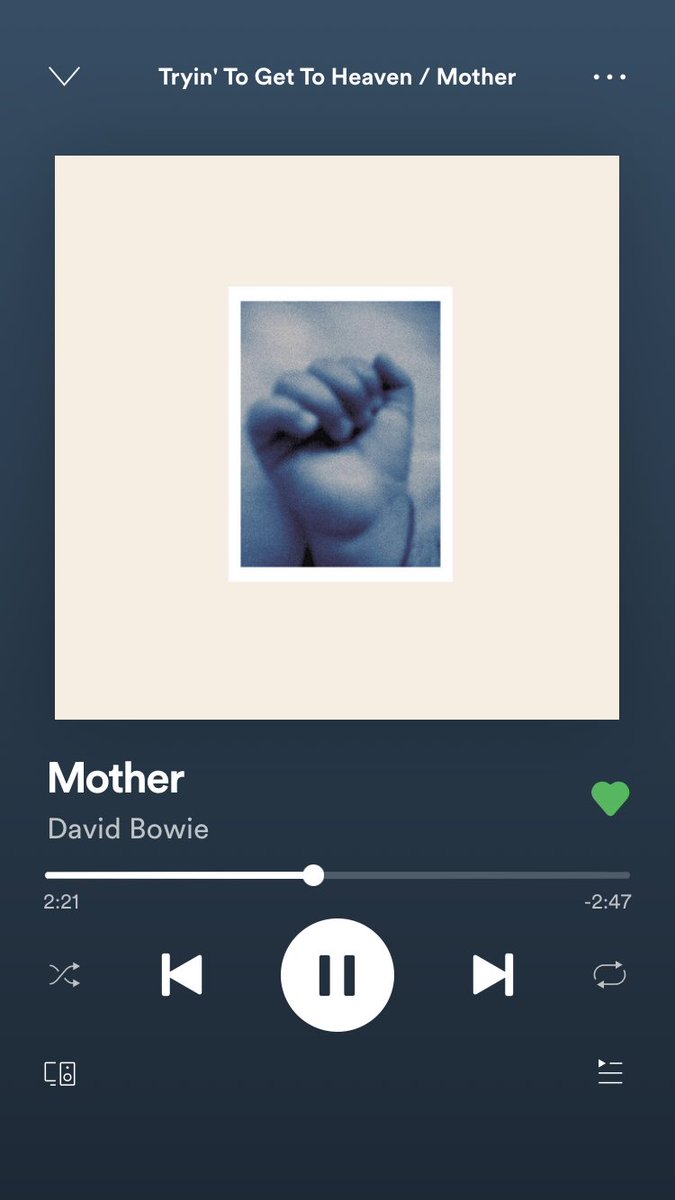jules5162's tweet photo. Remembering David Bowie today on what wouldve been his 74th Birthday #DavidBowie #Tryingtogettoheaven #Mother #Birthdaysingle #5years https://t.co/NUb0fKu6Wc
