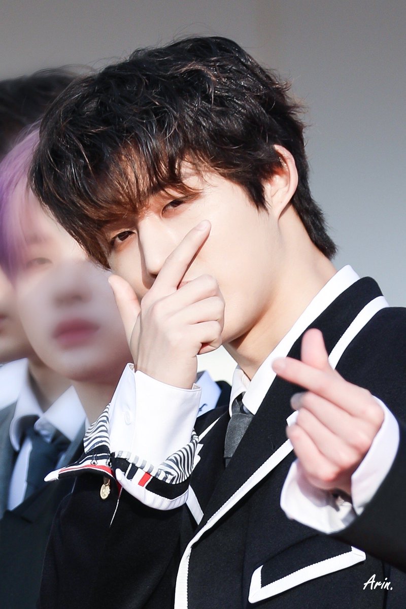 hourlyhanbin's tweet photo. #HANBIN #김한빈 #비아이 https://t.co/uPMPSTZE1h