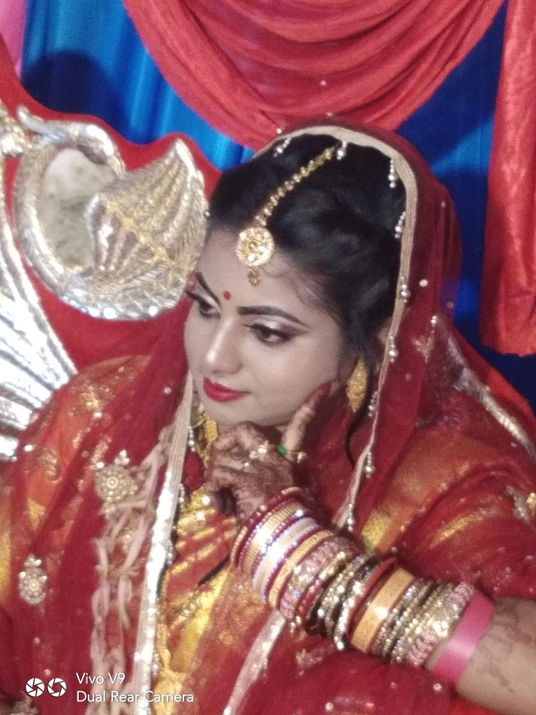 Subhash73363308's tweet photo. Got married... 🥰🥰🥰😘😘 https://t.co/t19HnnH6tn