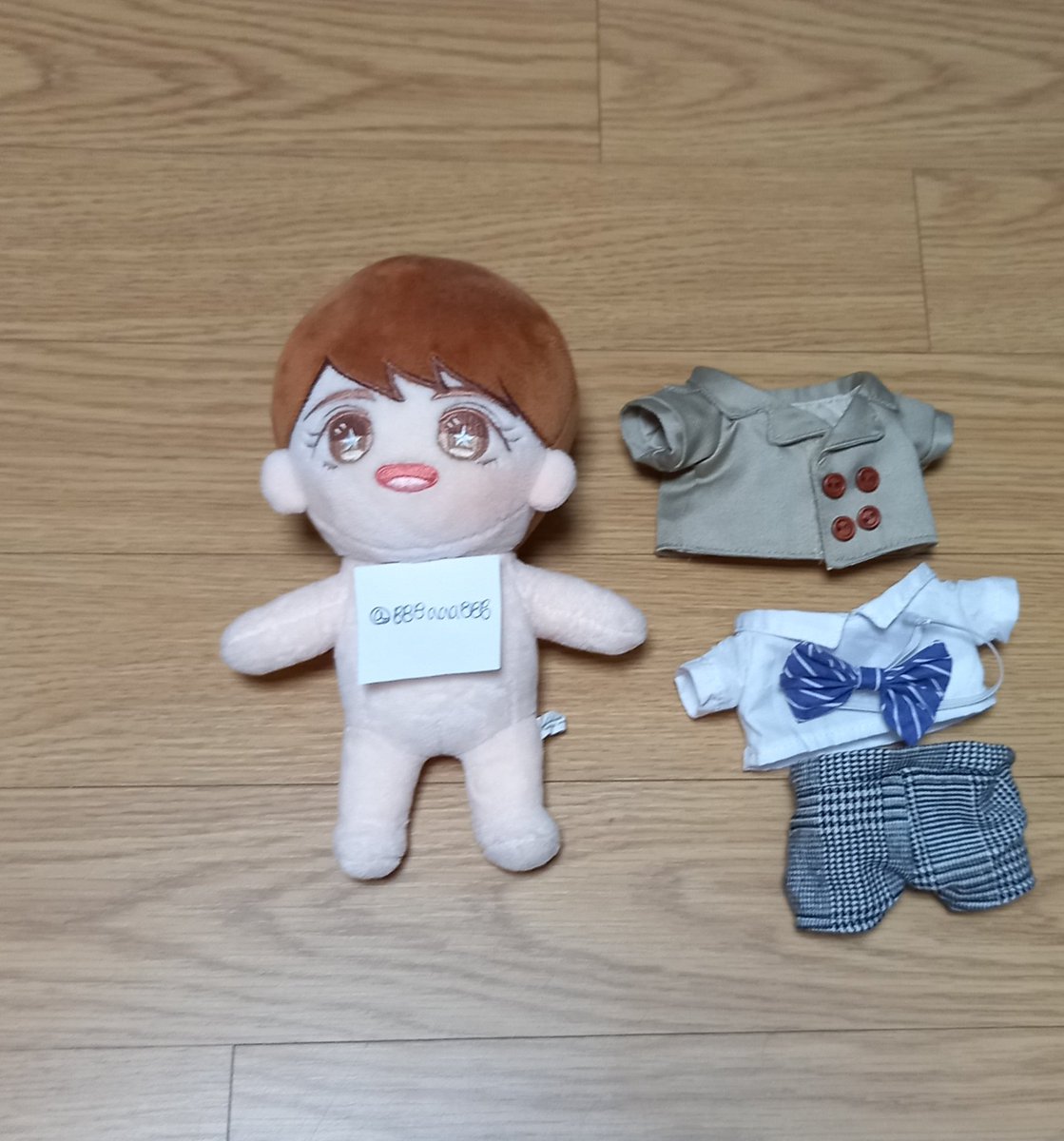 888aaa888's tweet photo. 세븐틴 버논 한솔 인형 아카한솔 택포 1.2에 양도합니다 https://t.co/SCHQinPT2I