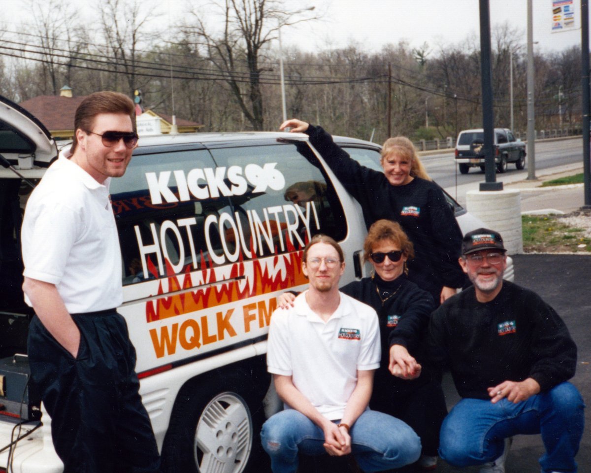 SteveBaker96's tweet photo. If you ever attended a Kicks 96 remote in the 90's, there was a good chance you would find free burgers (#JTM's) and drinks.  Here is a remote at #JDByrider on Chester Blvd. in Richmond circa 1998.  By the sign on the railing, it was apparently their #grandopening. https://t.co/ebx2XyPjmc