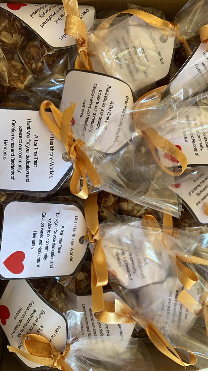 A weekend treat, for our Healthcare workers to keep their energy up. Thank you for the work you do! 1000 Energy Balls, a healthy snack! Recipe: detoxinista.com/date-energy-ba…
#lovecreationwines #dateballs #veganfriendly #paleofriendly #noaddedsugar #frontlineworkers #thankyou