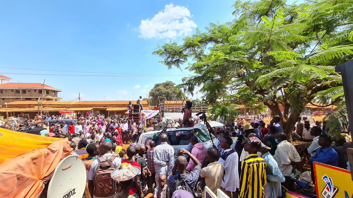 NancyKalembe's tweet photo. Bugiri, Mayuge. Thanks for the support. ⚽️
#Mission56 https://t.co/bbqtm83QbE