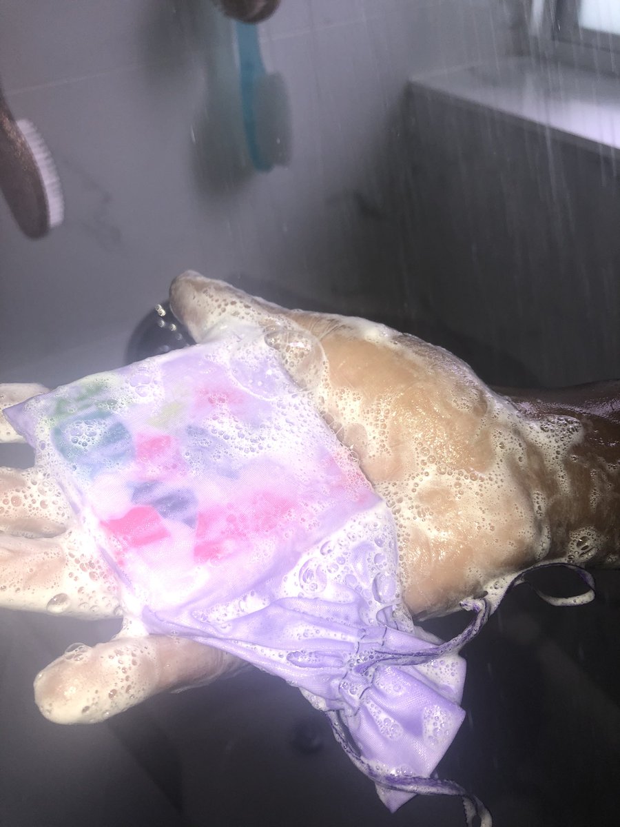 rareskyncare's tweet photo. 1st customer review, the lather is everything😍💦
|Nurse Bar|💙
•
•
#miamifl #miami #Tallahassee #Gainesville #supportblackbusinesses #blackownedbusiness #exquisiteskincare #shopexquisite #handmadesoap #naturalsoaps #exquisitesoaps #yonigel #showergel #menwash #facewash https://t.co/WxUZ5IPouR