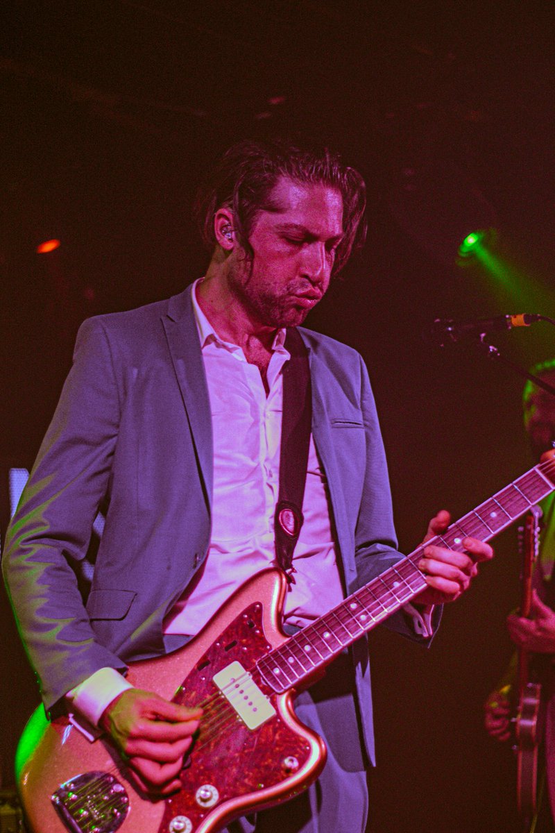 DreamsforKeeps's tweet photo. Who remembers live music?
Here is an old shot from a @MiniMansions show back from May 2019 https://t.co/3Q8IgazMEh