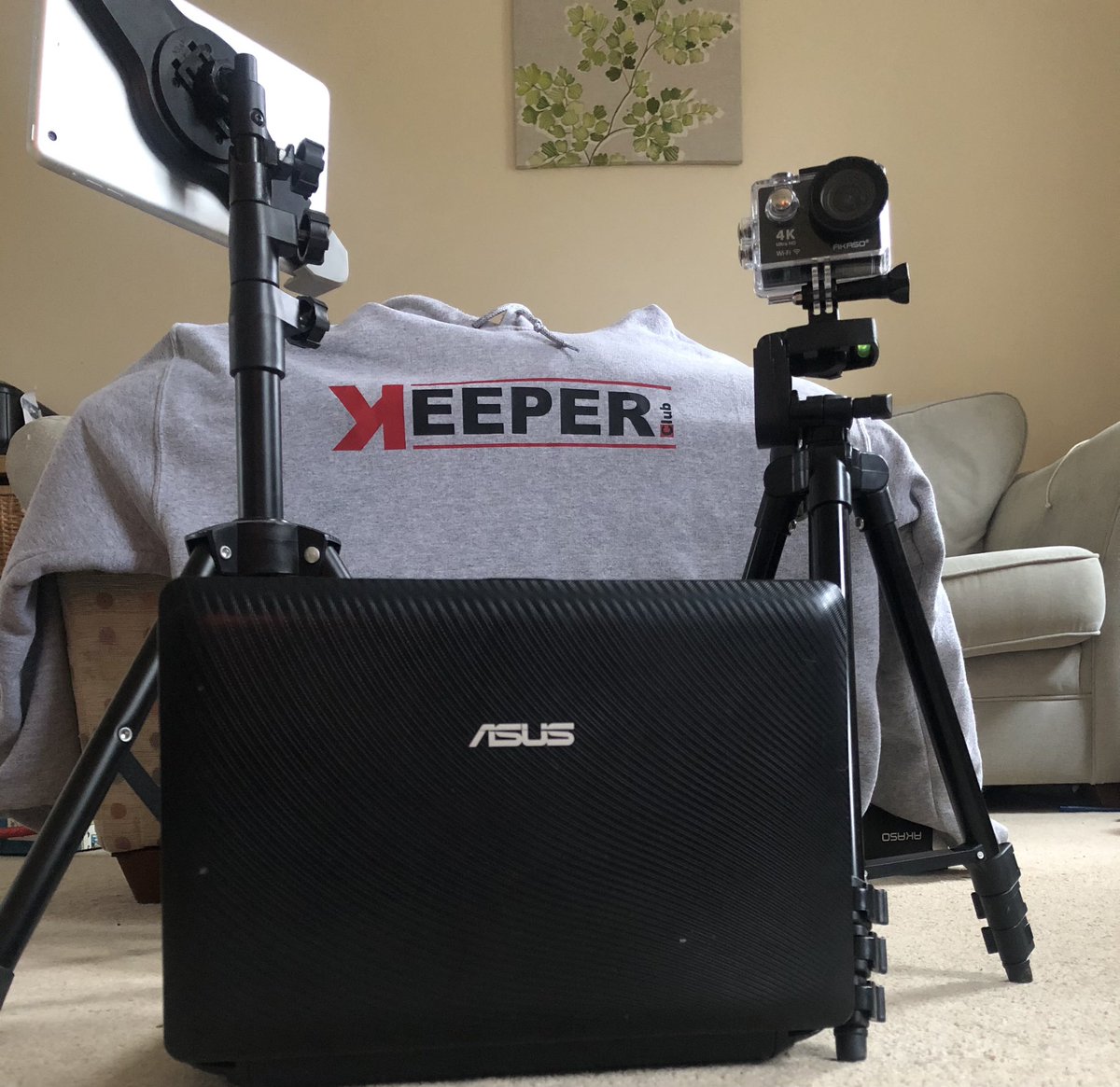 VoiceForrest's tweet photo. A day full of filming #KeeperClub #TheKitchenGK @msceducation @GKUnion @AGInjuryRehab @AdCollin @ADPsecurityltd @RyanKay1996 @DanWatson78 https://t.co/way9k7bNbG